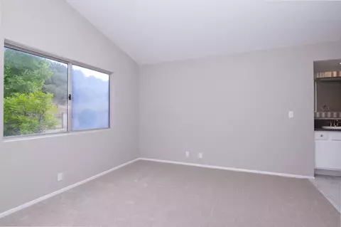 22834 White Pine Pl, Santa Clarita, CA 91390 photo 30