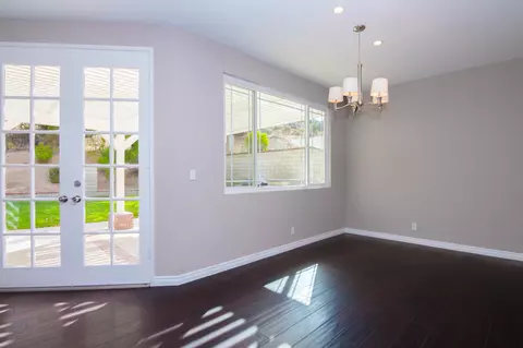 22834 White Pine Pl, Santa Clarita, CA 91390 photo 14