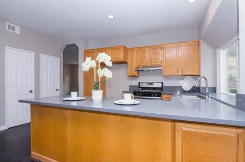 22834 White Pine Pl, Santa Clarita, CA 91390 photo 19