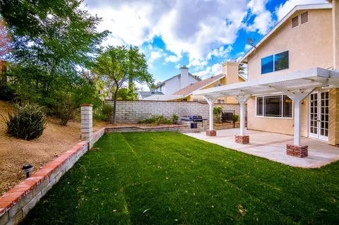 22834 White Pine Pl, Santa Clarita, CA 91390 photo 39