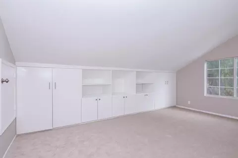 22834 White Pine Pl, Santa Clarita, CA 91390 photo 23