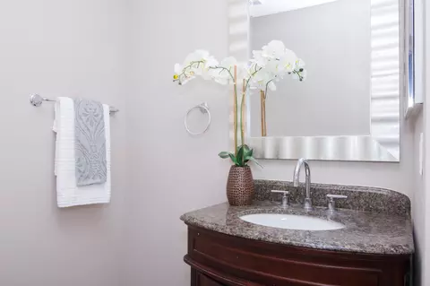 22834 White Pine Pl, Santa Clarita, CA 91390 photo 20
