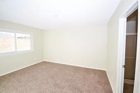 43039 Cromley Ct, Lancaster, CA 93534 photo 9
