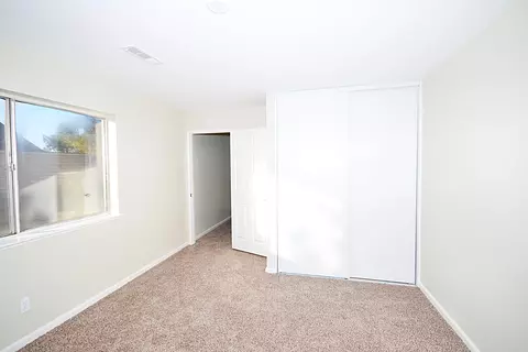 43039 Cromley Ct, Lancaster, CA 93534 photo 8