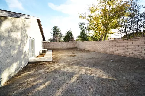 43039 Cromley Ct, Lancaster, CA 93534 photo 20