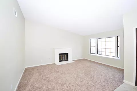 43039 Cromley Ct, Lancaster, CA 93534 photo 3