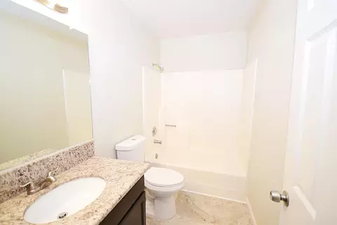 43039 Cromley Ct, Lancaster, CA 93534 photo 16
