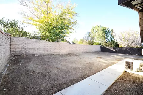 43039 Cromley Ct, Lancaster, CA 93534 photo 18