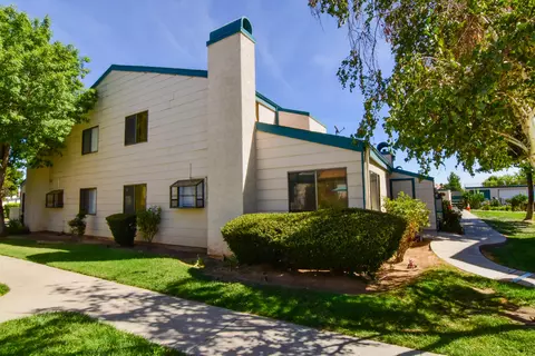44454 E 15th St #7, Lancaster, CA 93535 photo 3