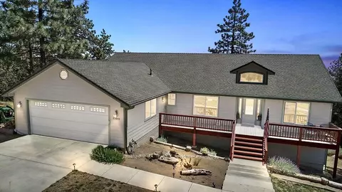 25640 Paramount Dr, Tehachapi, CA 93561 photo 3