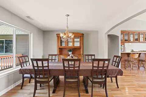 25640 Paramount Dr, Tehachapi, CA 93561 photo 6