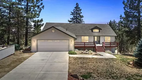 25640 Paramount Dr, Tehachapi, CA 93561 photo 2