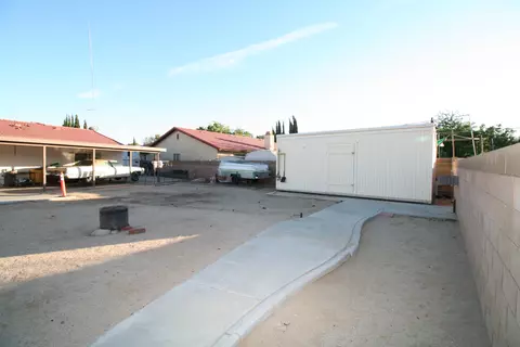 1215 Pasteur Dr, Lancaster, CA 93535 photo 33