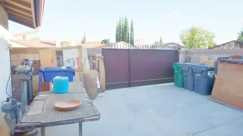 1215 Pasteur Dr, Lancaster, CA 93535 photo 42
