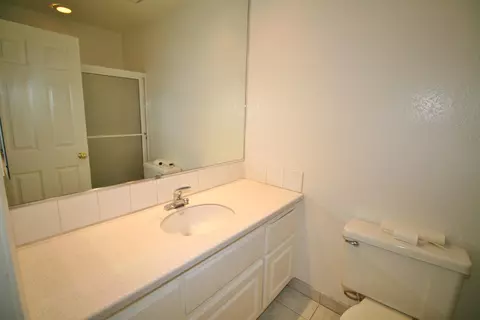 1215 Pasteur Dr, Lancaster, CA 93535 photo 24
