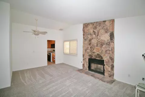 1215 Pasteur Dr, Lancaster, CA 93535 photo 17