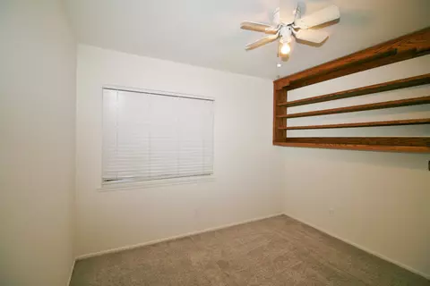 1215 Pasteur Dr, Lancaster, CA 93535 photo 29