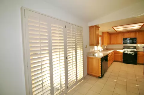 1215 Pasteur Dr, Lancaster, CA 93535 photo 9
