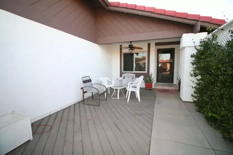 1215 Pasteur Dr, Lancaster, CA 93535 photo 4