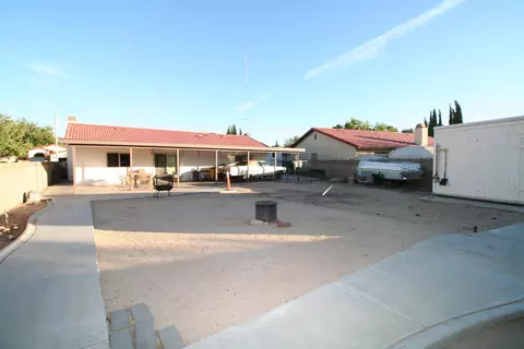 1215 Pasteur Dr, Lancaster, CA 93535 photo 36