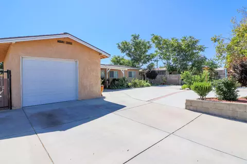 38732 E 3rd St, Palmdale, CA 93550 photo 4
