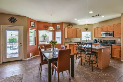 44142 Westridge Dr, Lancaster, CA 93536 photo 6