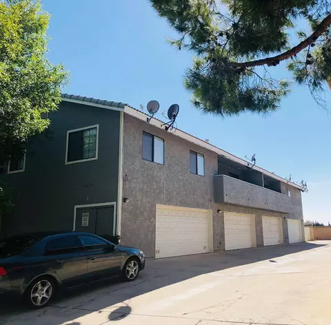 43635 8th St E, Lancaster, CA 93535 photo 3