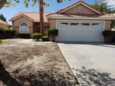 36809 Pine Valley Ct, Palmdale, CA 93552 photo 2
