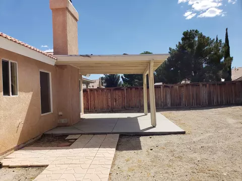 36809 Pine Valley Ct, Palmdale, CA 93552 photo 10