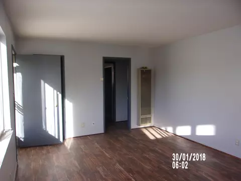 614 E Nugent St, Lancaster, CA 93535 photo 8