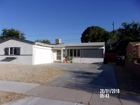 614 E Nugent St, Lancaster, CA 93535 photo 2