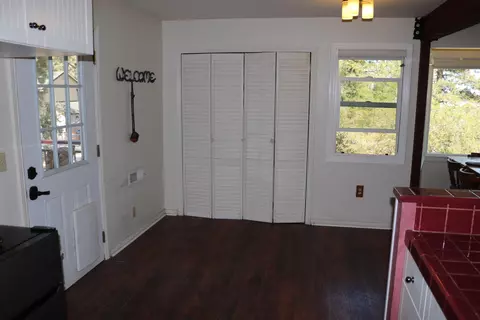 5585 Juniper Dr, Wrightwood, CA 92397 photo 27