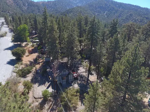 5585 Juniper Dr, Wrightwood, CA 92397 photo 10