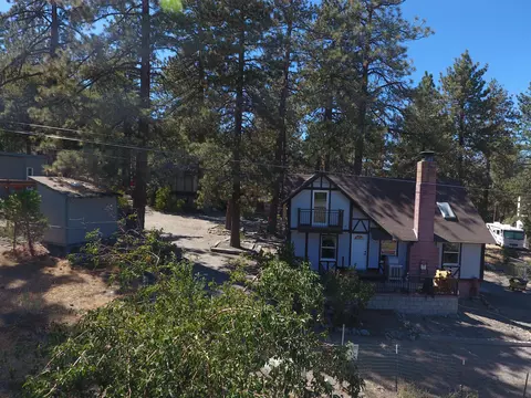 5585 Juniper Dr, Wrightwood, CA 92397 photo 6