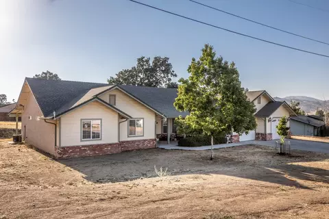 17701 Tanforan Dr, Tehachapi, CA 93561 photo 1