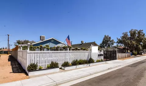 15962 M St, Mojave, CA 93501 photo 2