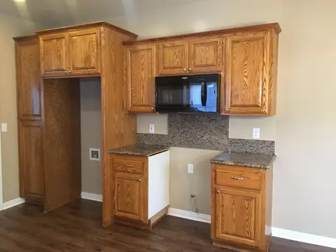 20821 Crest Dr, Tehachapi, CA 93561 photo 7