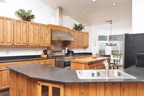 27460 Man O War Dr, Tehachapi, CA 93561 photo 7