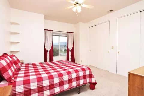 27460 Man O War Dr, Tehachapi, CA 93561 photo 15