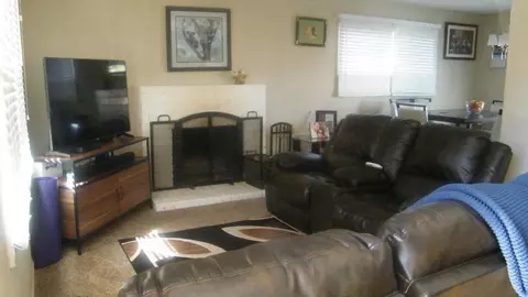 44302 W 23rd St, Lancaster, CA 93536 photo 2