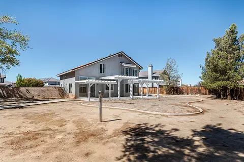 36646 Crystal Ct, Palmdale, CA 93550 photo 5