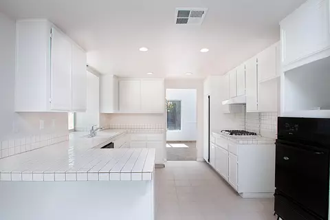 36646 Crystal Ct, Palmdale, CA 93550 photo 13