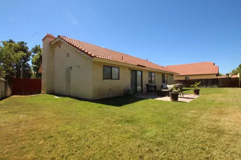 2741 Annapolis Way, Lancaster, CA 93536 photo 7