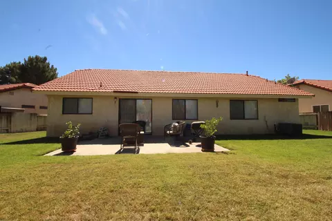 2741 Annapolis Way, Lancaster, CA 93536 photo 5