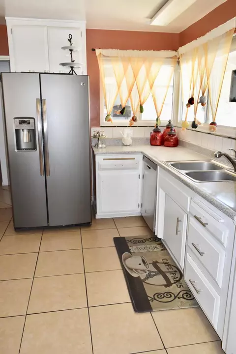 44257 E 11th Street St, Lancaster, CA 93535 photo 15
