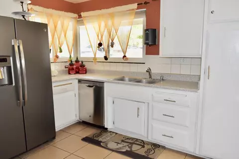 44257 E 11th Street St, Lancaster, CA 93535 photo 18