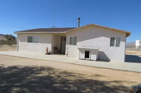 4697 Gibbs Ave, Mojave, CA 93501 photo 1