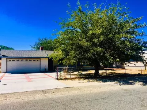 40251 179th St E, Palmdale, CA 93591 photo 1