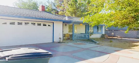 40251 179th St E, Palmdale, CA 93591 photo 2