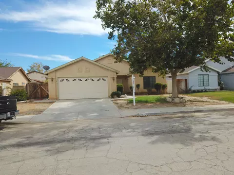2550 Garnet Ln, Lancaster, CA 93535 photo 1